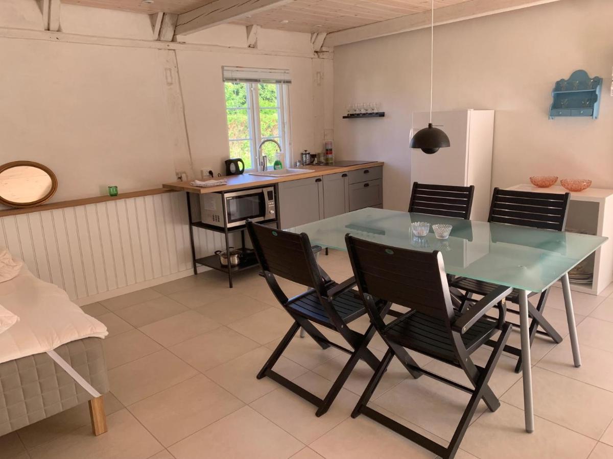 Ragnhilds Gard, Hostel Nyord Екстер'єр фото