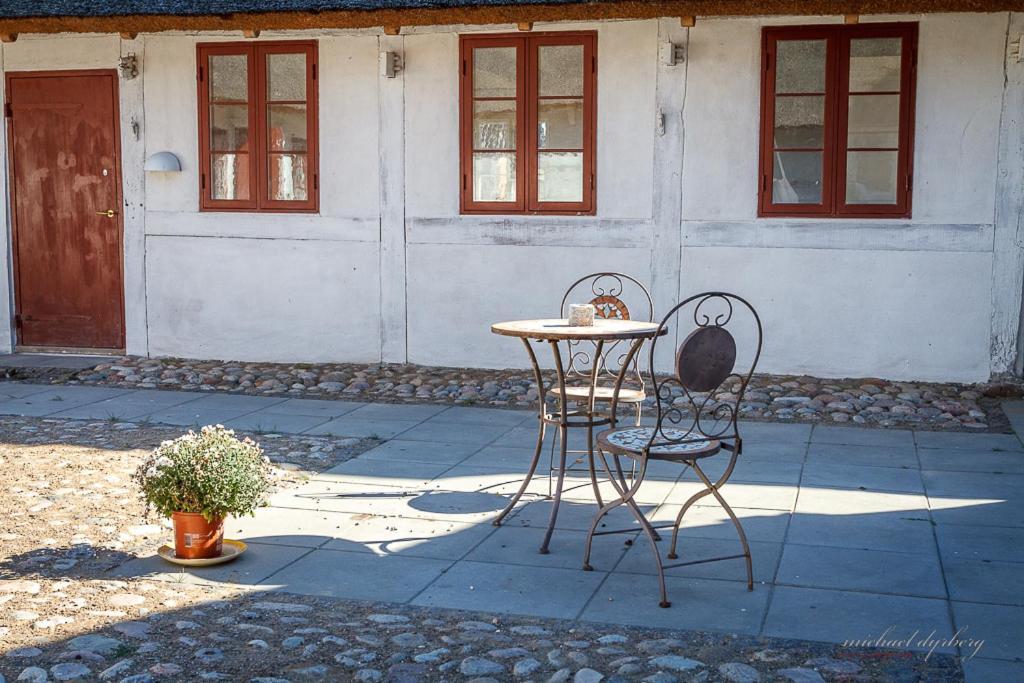 Ragnhilds Gard, Hostel Nyord Екстер'єр фото
